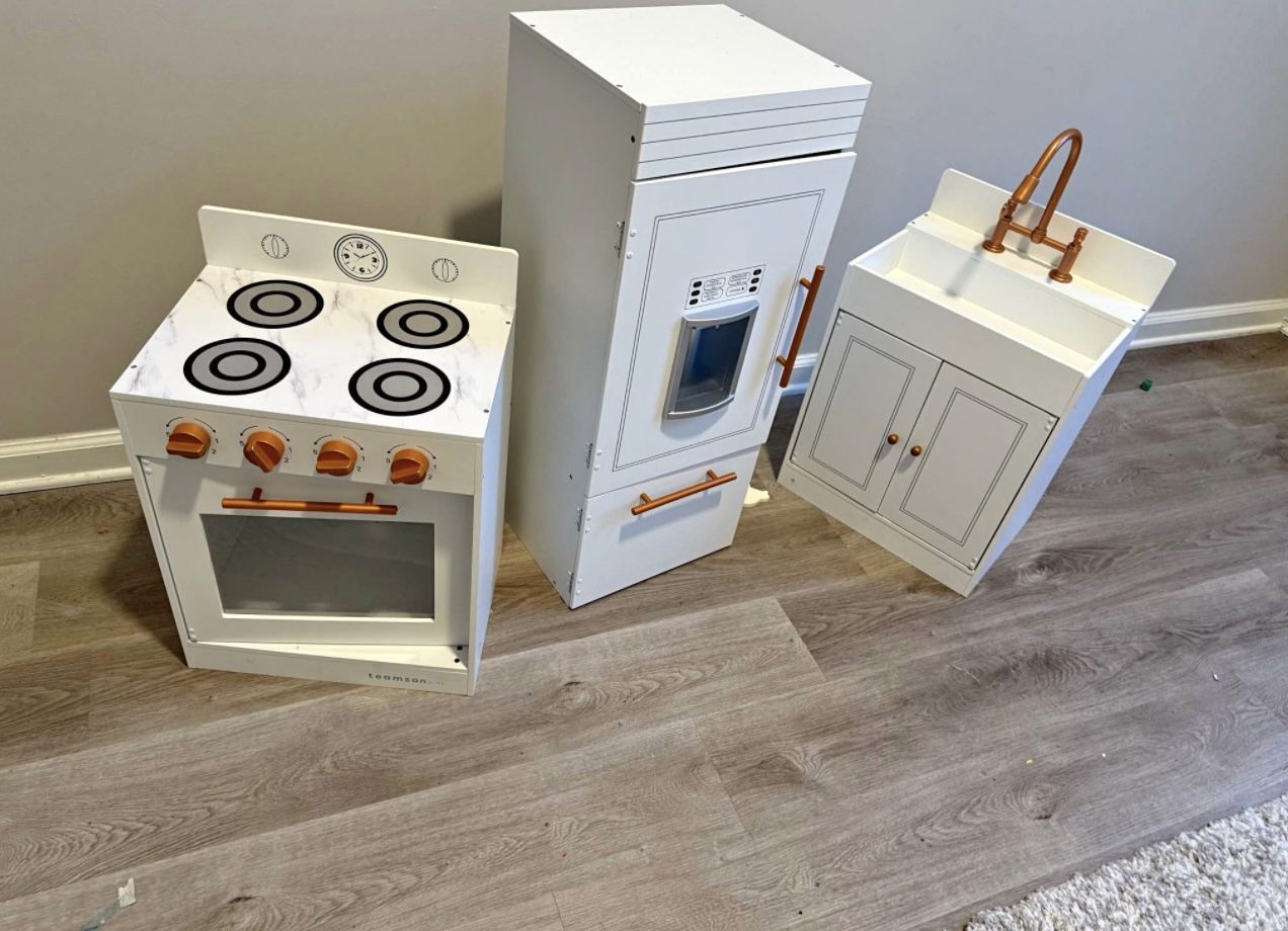Toddler Kitchen Set