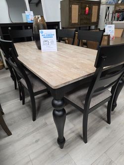 Dining Table And Chairs NEW 