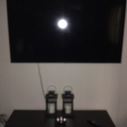 65in. SAMSUNG SMART TV *STILL NEW*