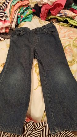 Size 4t jeans...