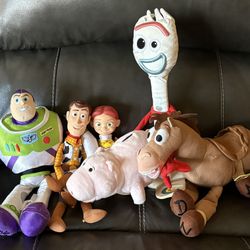 6 Toy Story Stuffed Dolls