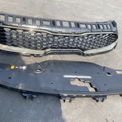 Kia Stinger Front Grill And Under Hood Cover 
