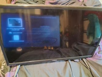 Vizio 24 inch smart TV--Screen is broken!!