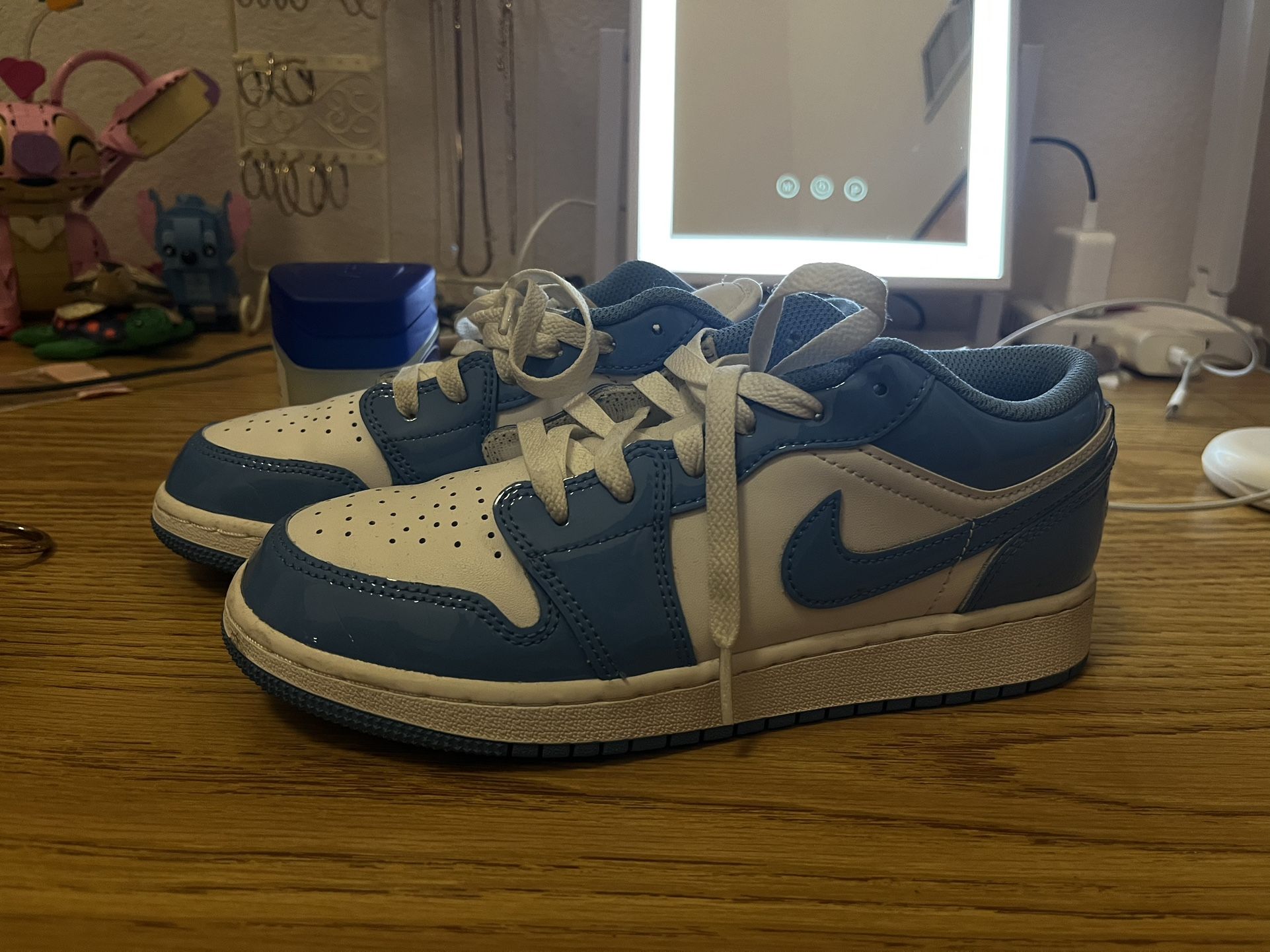 Air Jordan retro 1 low se causal shoes