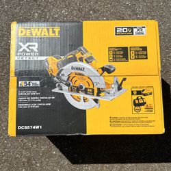 Dewalt Xr 7 1/4 Circular Saw Kit 