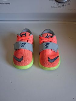 Kids KD Shoes (5C)