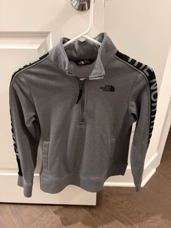 The North Face Gray/Black 1/4 Zip Mock Neck Pullover, girl’s youth, Size M