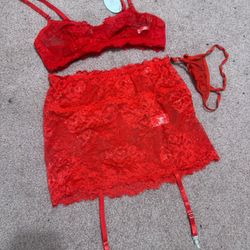 New Small Red Lace Lingerie Set Skirt Bralette Panty 
