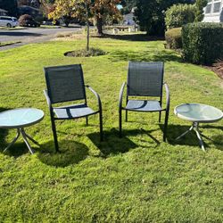 Outdoor Side Tables & Chairs