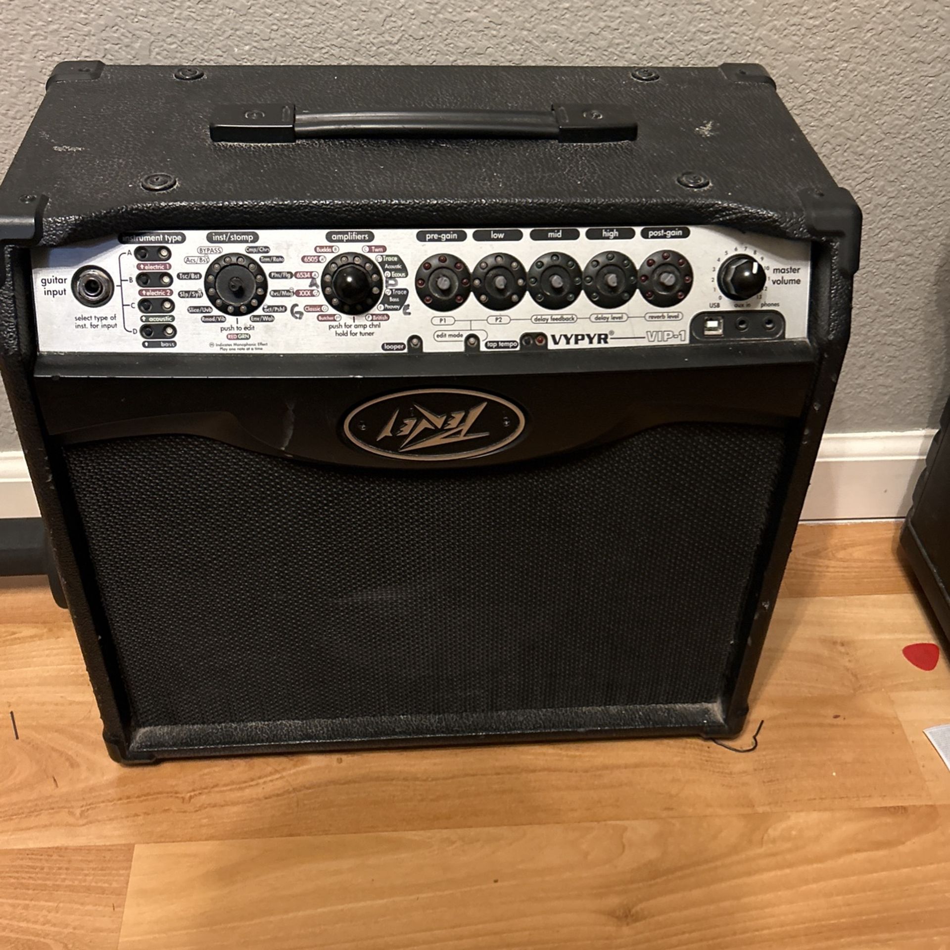 Peavy Amplifier 20 Wats