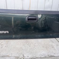 GMC/Chevy Tailgate