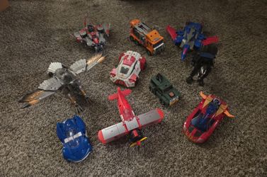 Transformers lot of 10 Hasbro figures