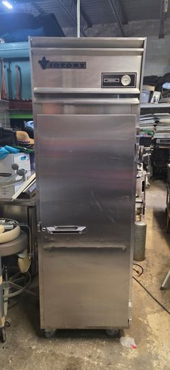 VICTORY STAINLESS STEEL SINGLE DOOR FREEZER