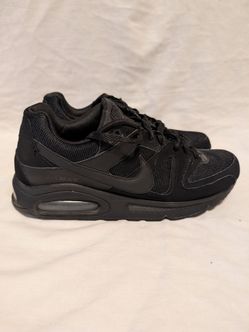 Men's Nike Air Max Sneakers In All Black Size 11 Pre-Owned Good Condition