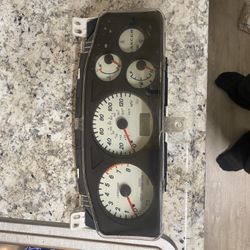 02-06 Lancer OZ Rally Instrument Cluster