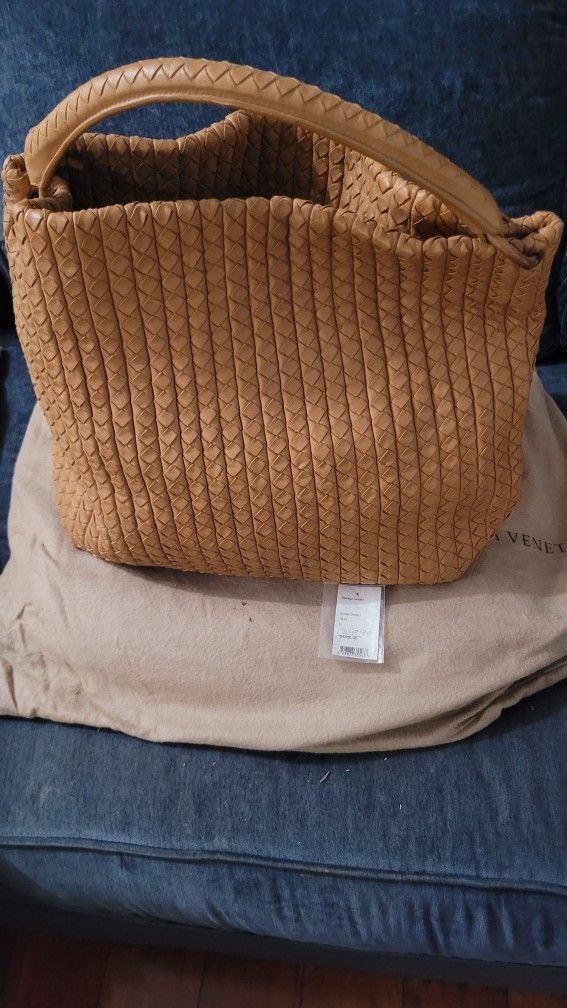 Bottega Veneta
