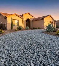 Free gray gravel half inch , 6 tons clean and new in a pile