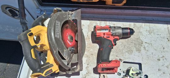 Flex volt skill saw Milwaukee big drill