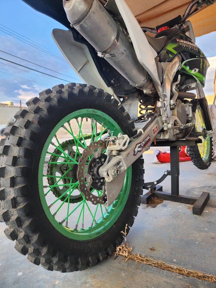 Kawasaki (contact info removed)