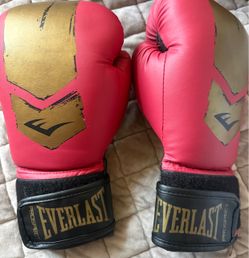 Kids boxing gloves used