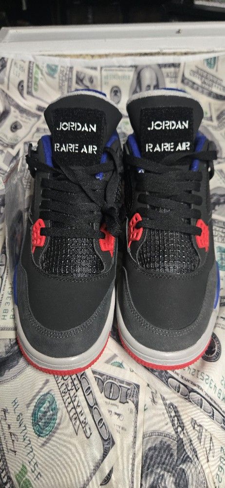 Jordan 4s