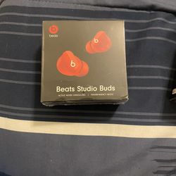Beats Studio Buds