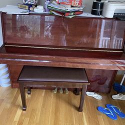 Falcone Pianos (Good Condition)