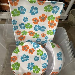 Plastic Dish Set