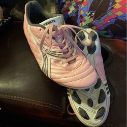 Womens Cleats 
