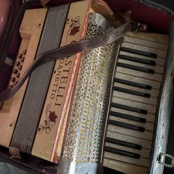 Accordion Antique