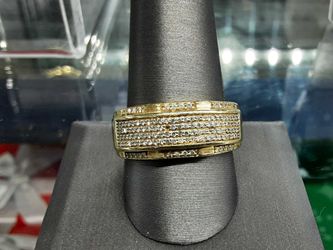 Men's Ring - Yellow Gold 10k (.417) 6.8 grams Size 10