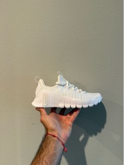 Women Size 7 - Nike Free Metcon 6 - NEW