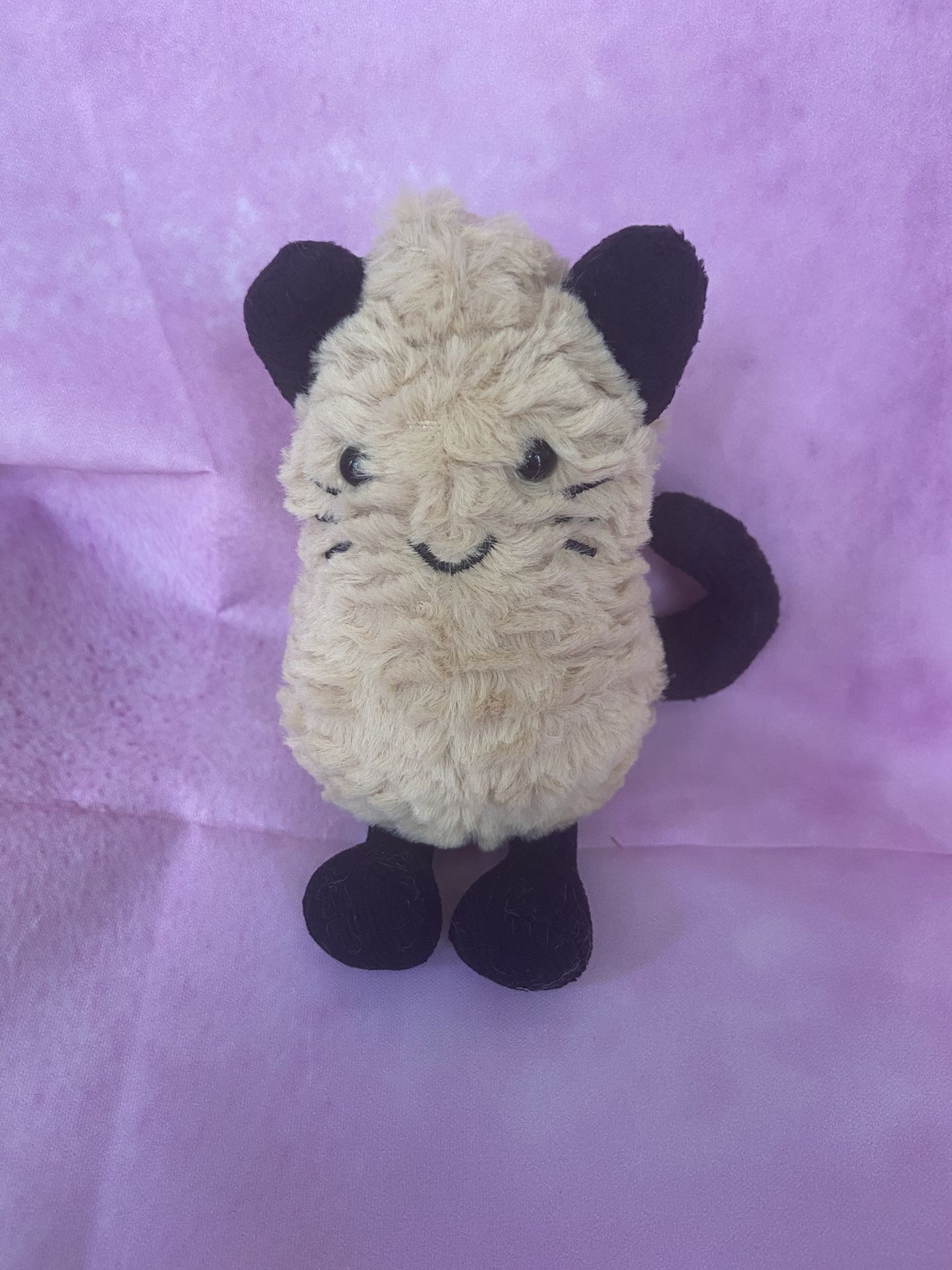 Jellycat Amuseables Peanut Cat