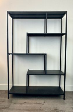 Sleek & Modern Bookshelf