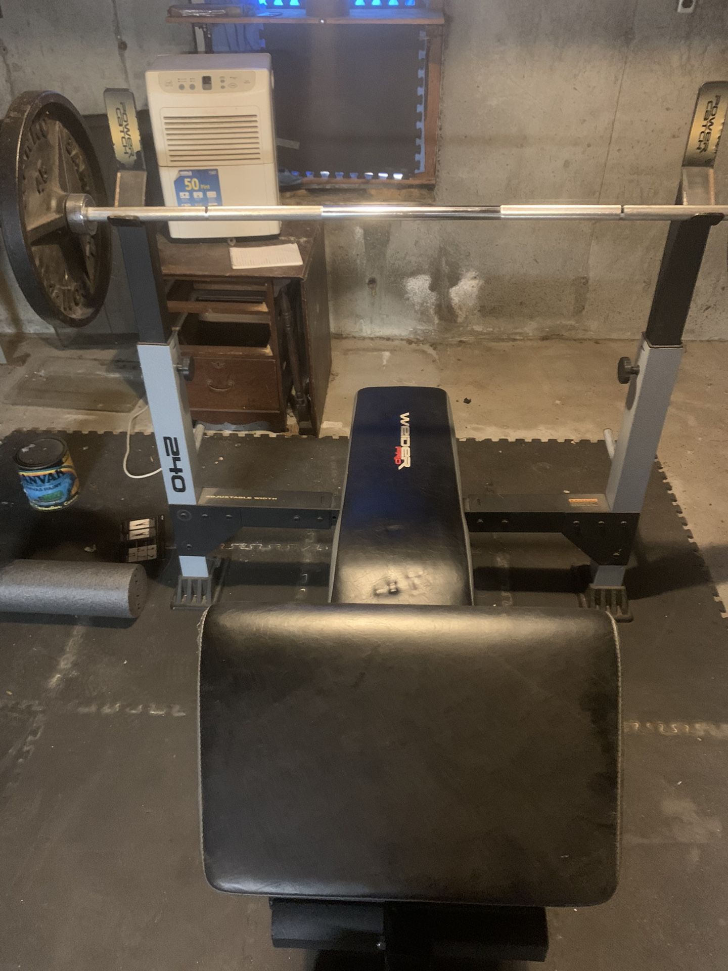Weight Bench Home Gym 240lb Weights 