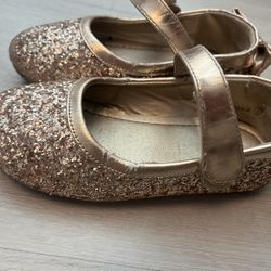 Girl Shoes Size 6c