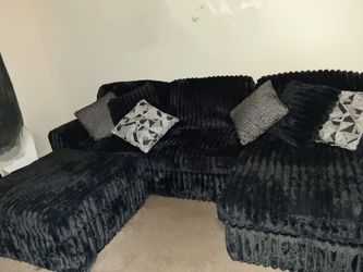Fur couches