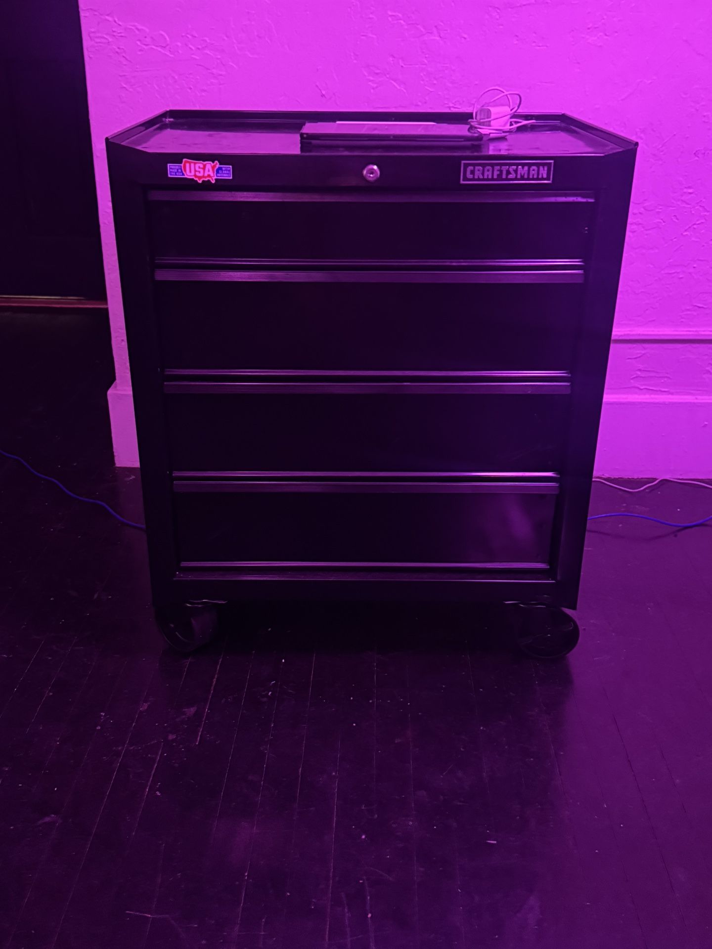 CRAFTSMAN TOOL BOX $100 mint 