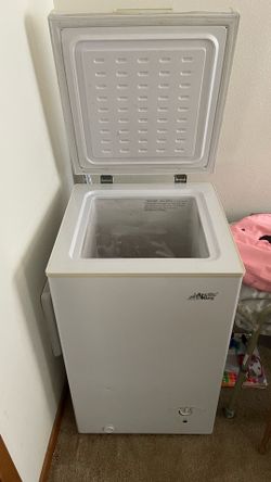 Chest Freezer Clean Working
