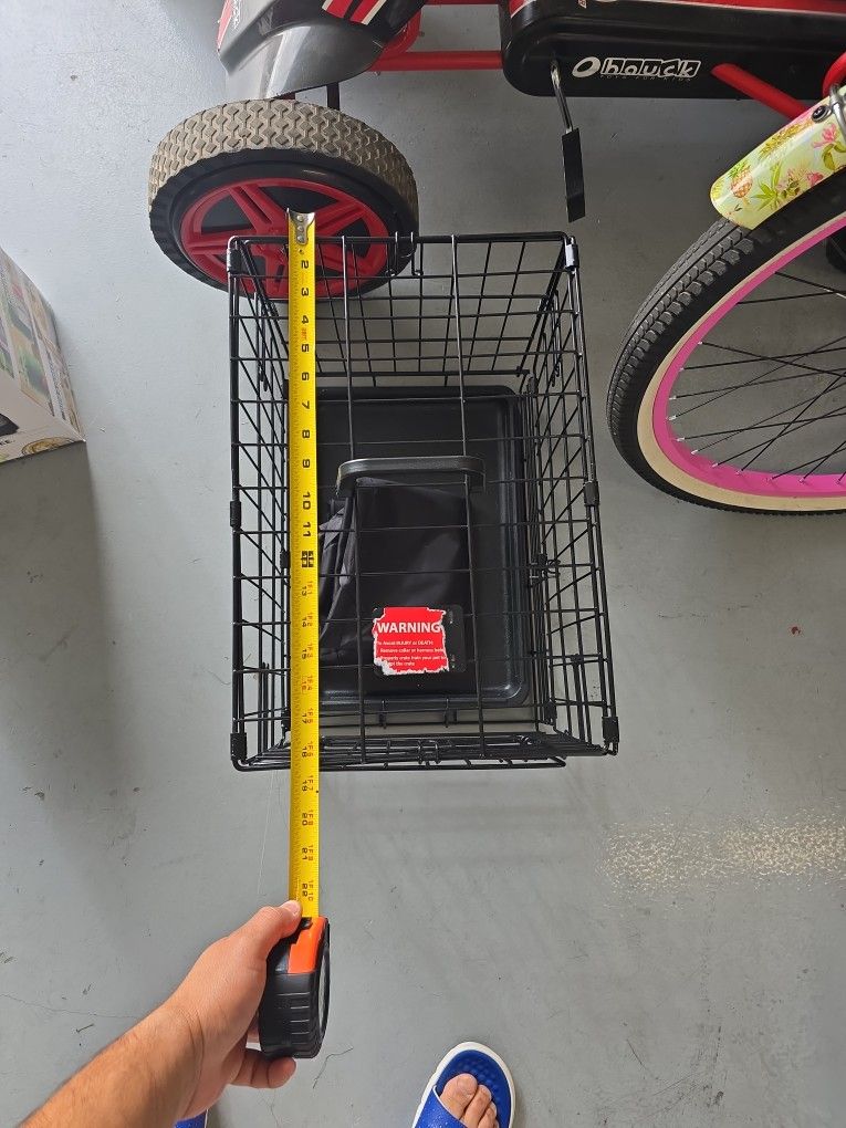 Small Kennel w/cover