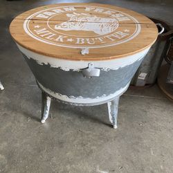 Lg Nd Sm Storage Tables $40 Set
