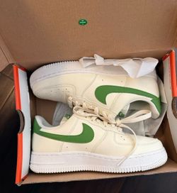 Nike Air Force 1 Low '07 SE Coconut Milk Chlorophyll (Women's)