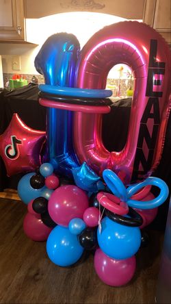Balloon bouquet/ Balloon garland