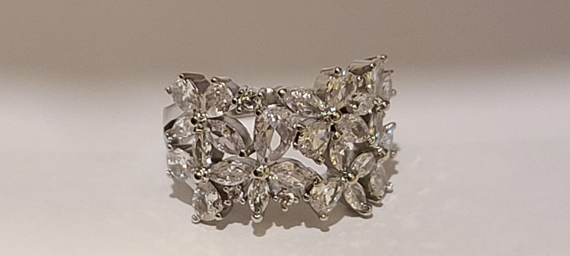 Sterling Silver Ring Size 8