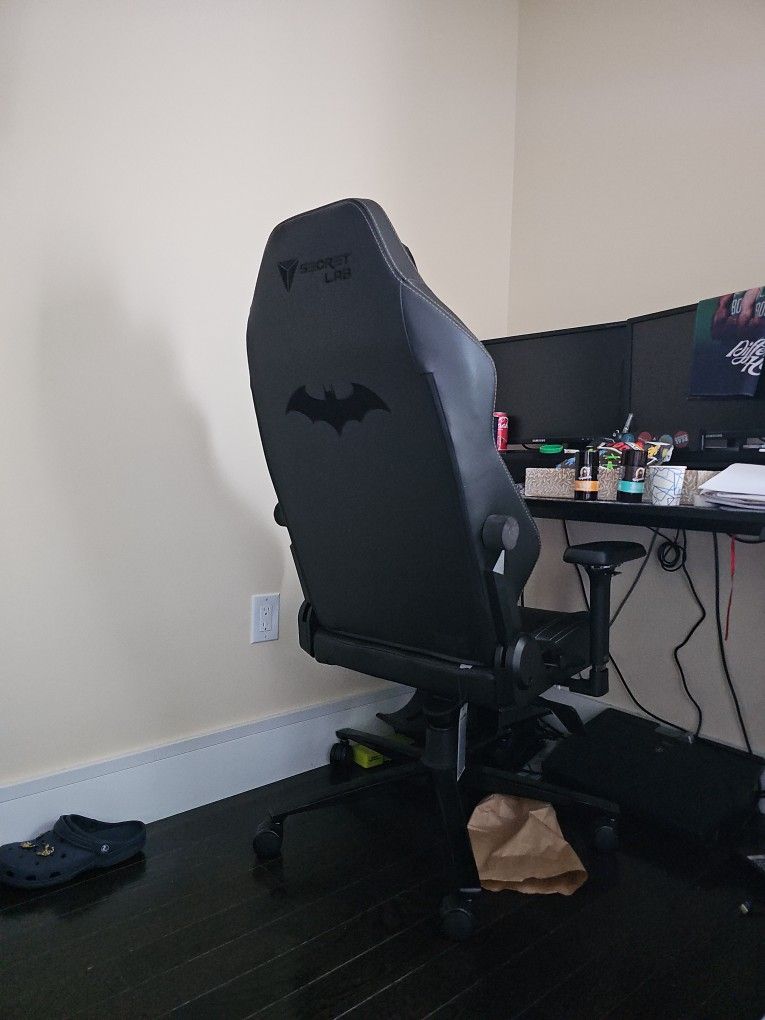 SecretLab XL Batman gaming chair