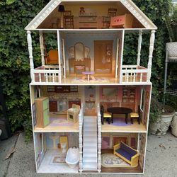 Doll House