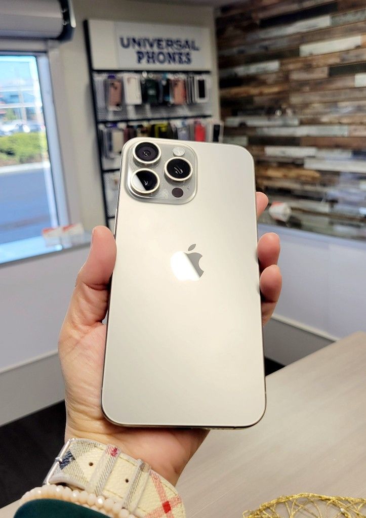 Apple Iphone 16 Pro Max 256gb Unlocked, FREE Smartwach/ Headphones. Pay $1 Today Rest in payments. NO CREDIT NEEDED FINANCING