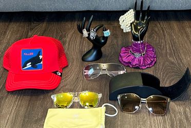 Accessories for sale | Prices Vary ✨