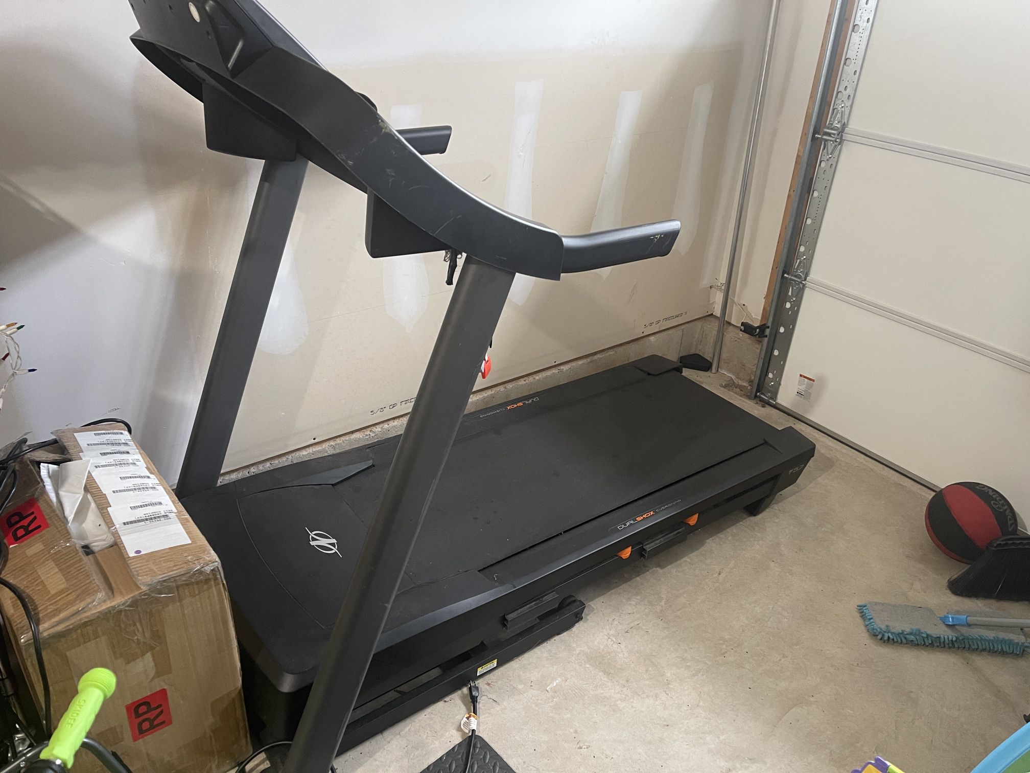 Treadmill NordicTrack (Pick Up Only)