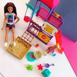 Fun Barbie Park Play Set!